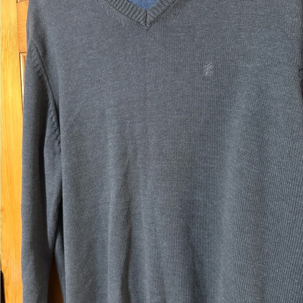 Izod Men's Charcoal Gray V-Neck Sweater size 2XL